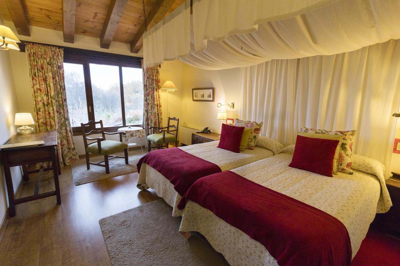 Hotel Llano Tineo Villanueva De La Vera Extérieur photo